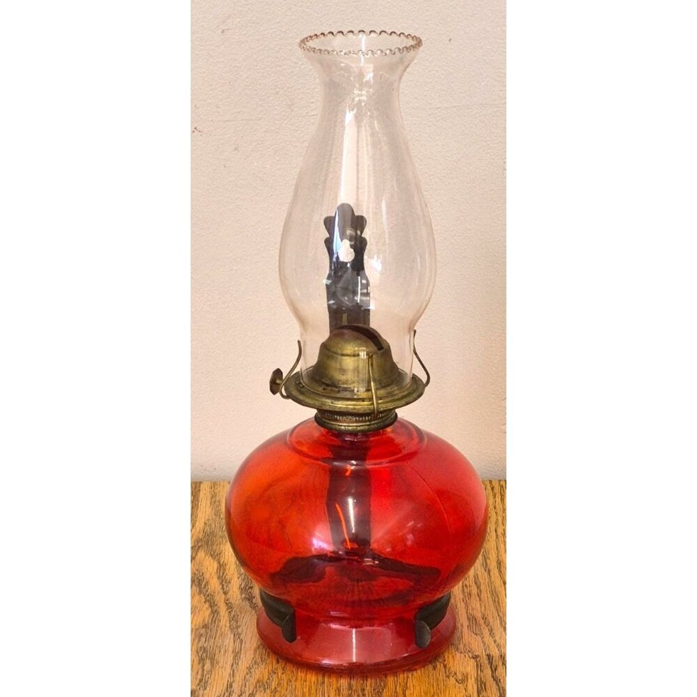 Vintage Red Glass P & A Dorset Thomaston CT Hurricane Oil Lamp Wall Bracket - Picture 2 of 12